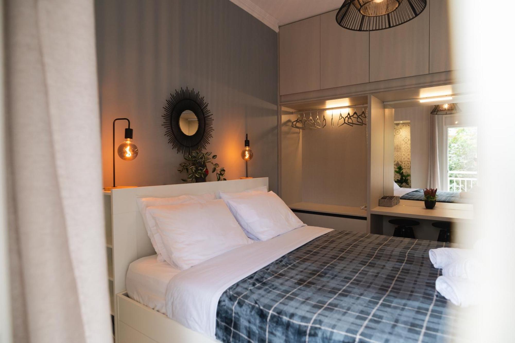 Sapphire Majesty Suite By Heaven'S Hall Luxury Suites アレクサンドルポリス エクステリア 写真